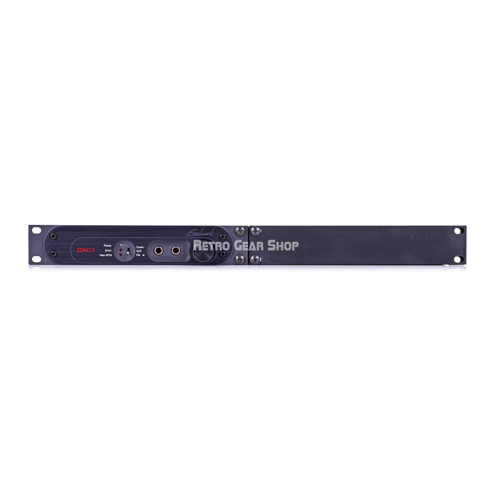 Benchmark DAC1 Digital to Analog Audio Converter + Rack Tray Accessory