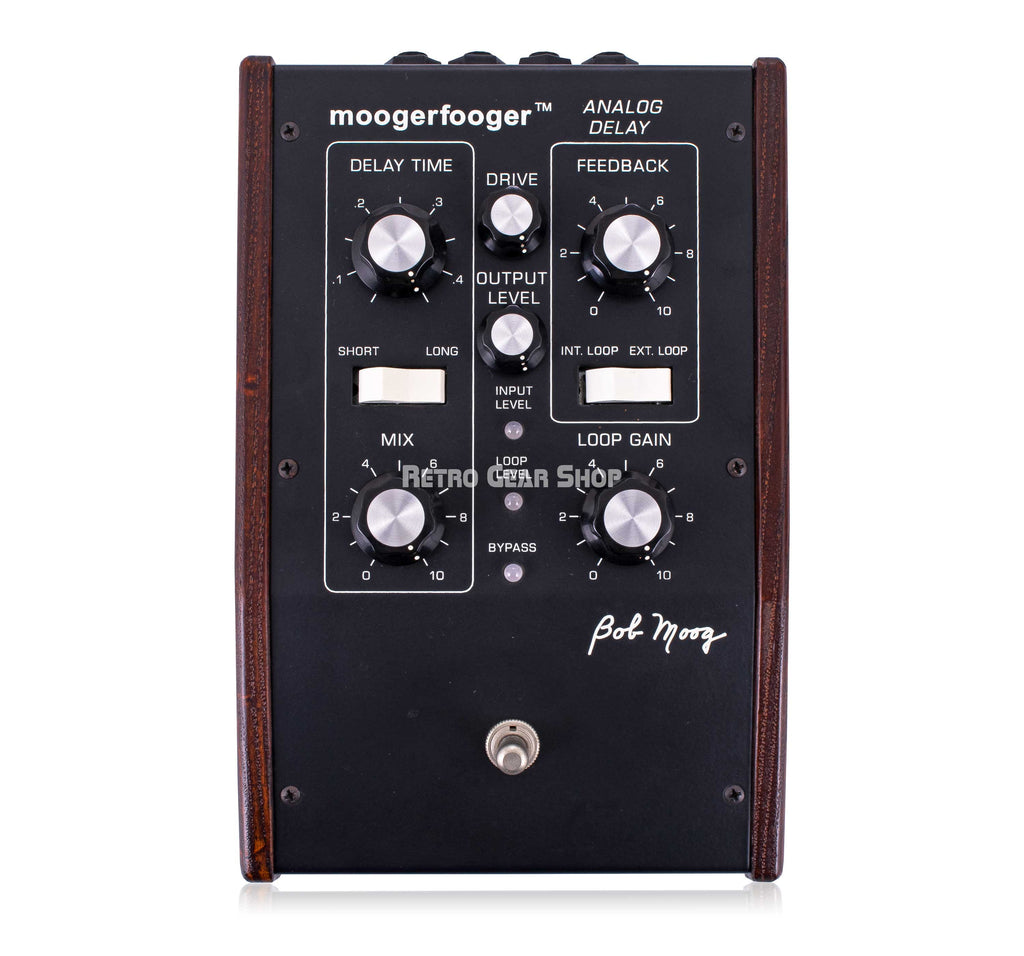 Moog Moogerfooger MF-104 Analog Delay Pedal Processor Big Briar Signed Bob Moog MN3005 Chip
