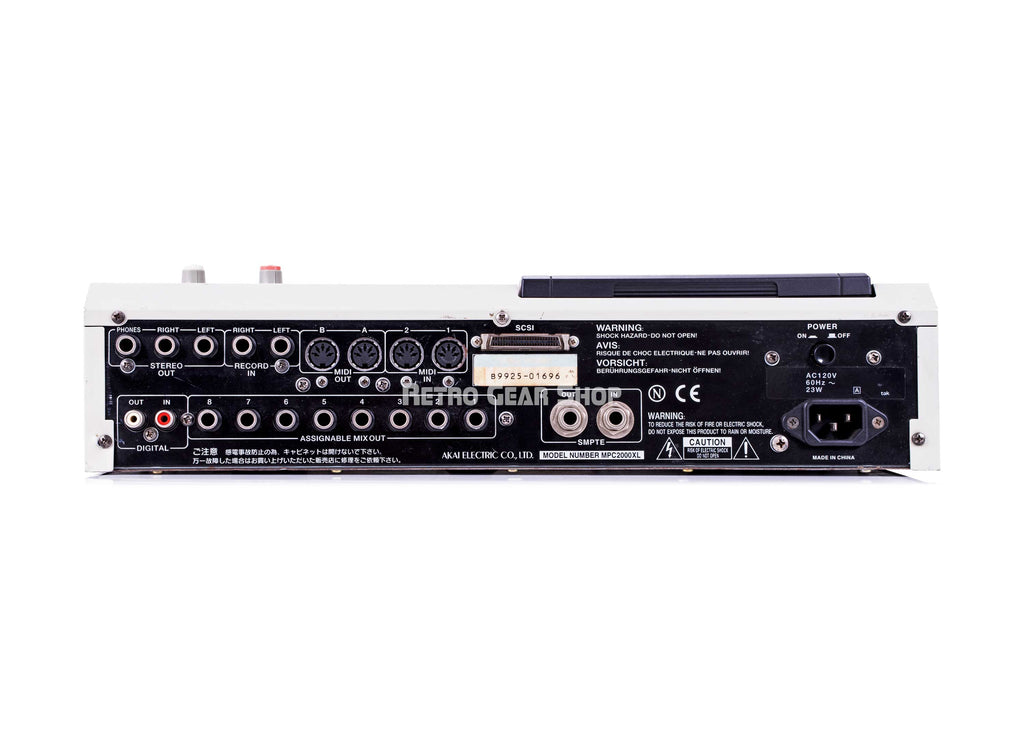 Akai MPC2000XL Rear