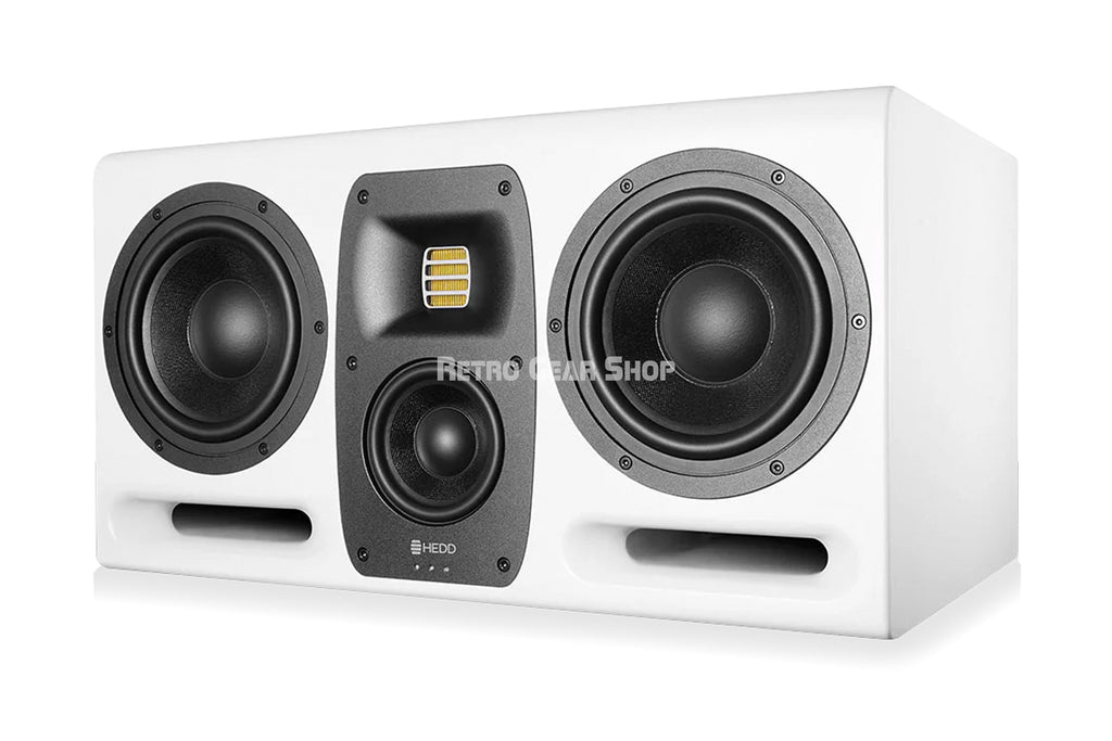 HEDD Audio Type 30 MK2 Angle