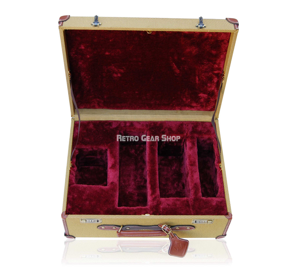 Tube Mic Tweed Case Open
