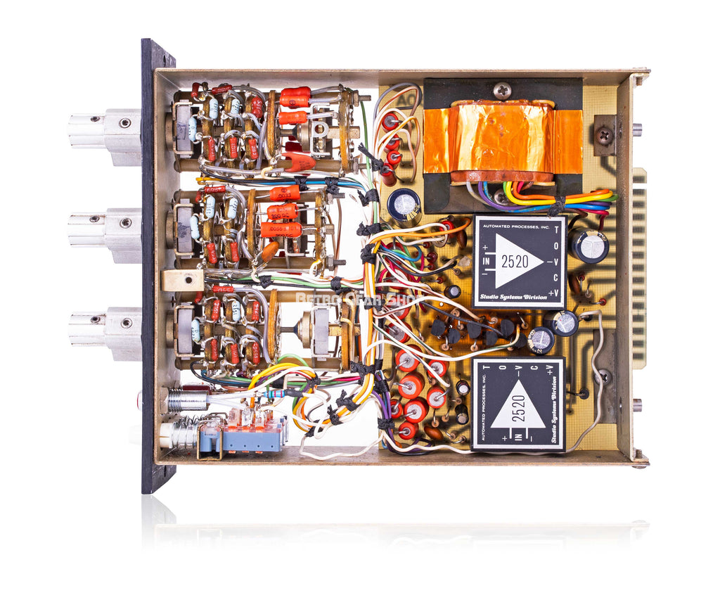 API Vintage Console 1969 550 Internals Left