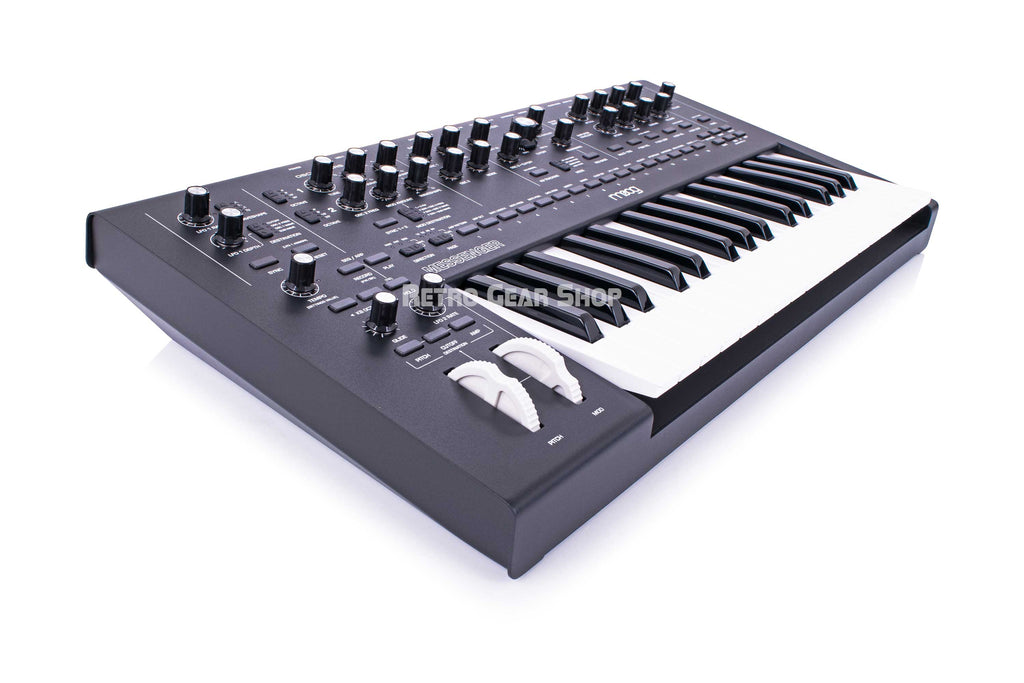 Moog Messenger Top Left