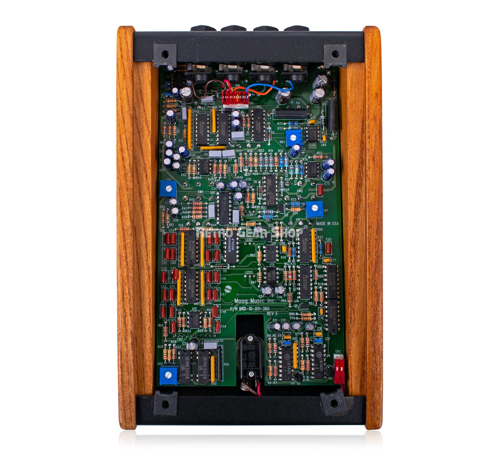 Moog Moogerfooger MF-104Z Internals