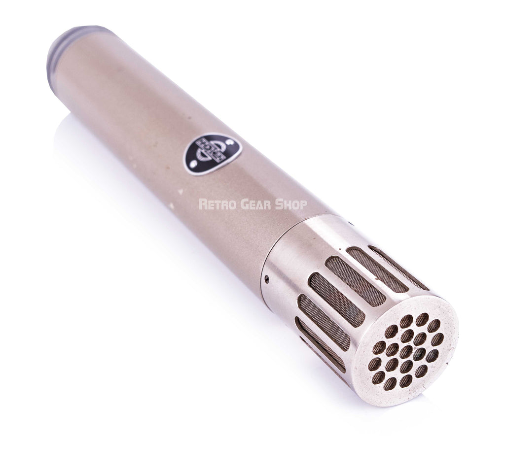 Neumann M582 Top Left