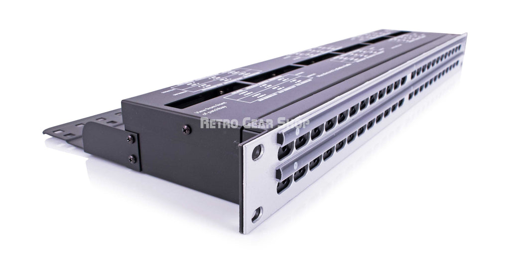 Redco Audio DB25 D-Sub 96 Point TT Patchbay R196-D25PG Top Left