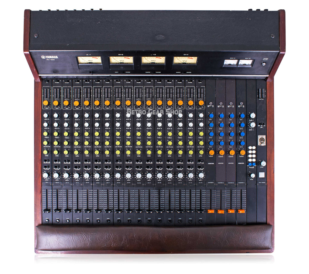 Yamaha PM-1000 Top