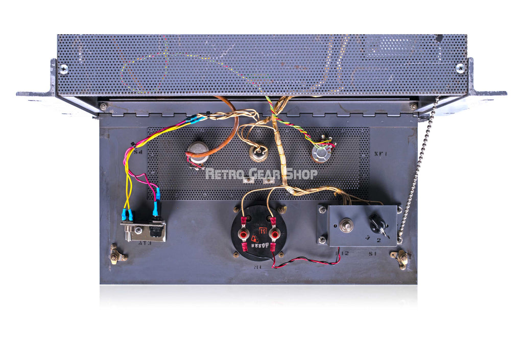 Gates Level Devil M5546 Top Internals