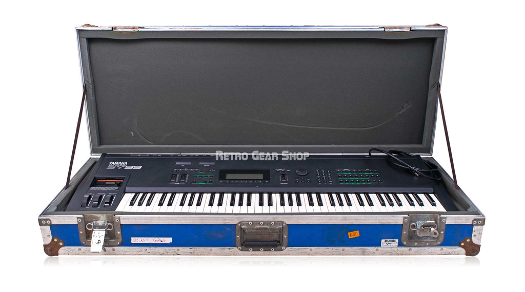 Yamaha SY99 Case Open
