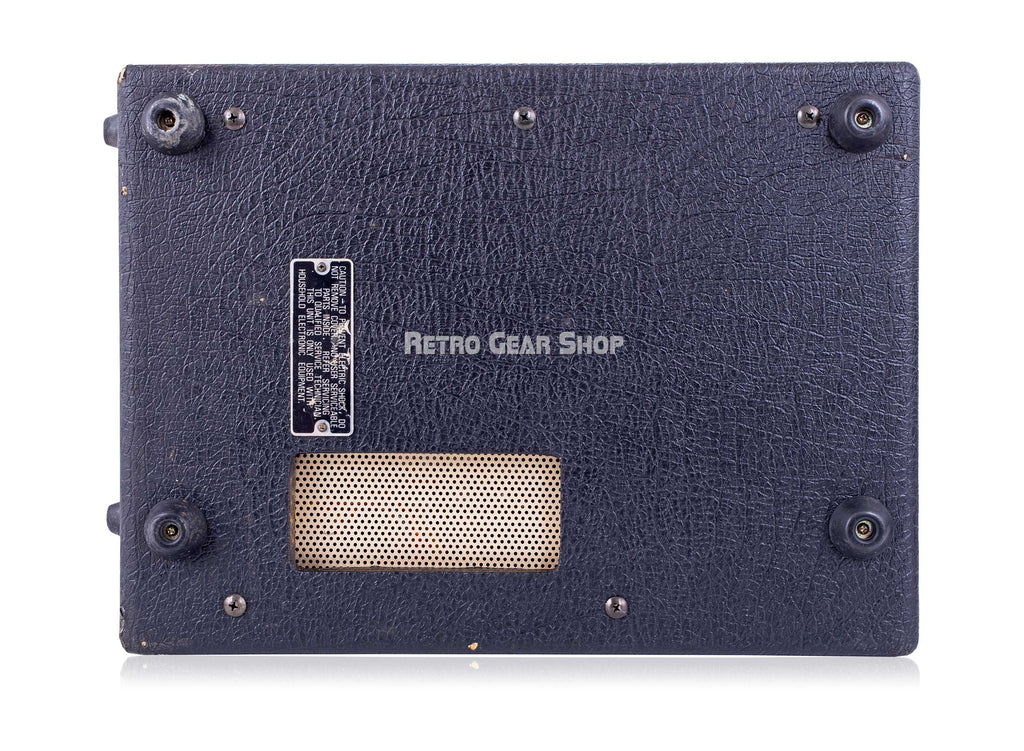 Roland RE-301 Bottom