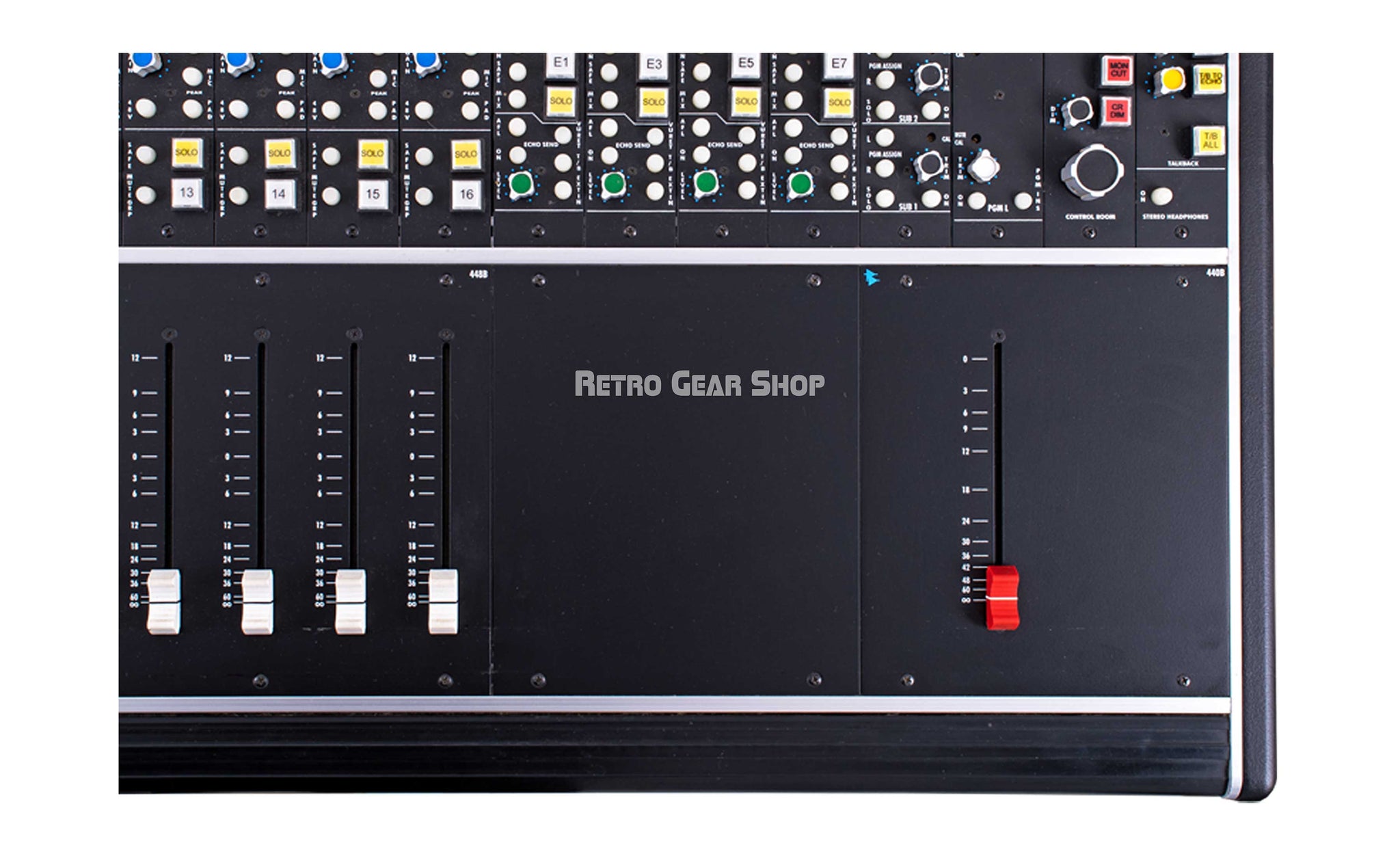 API 1608 Recording Console Mixer with Stand – Retro Gear Shop