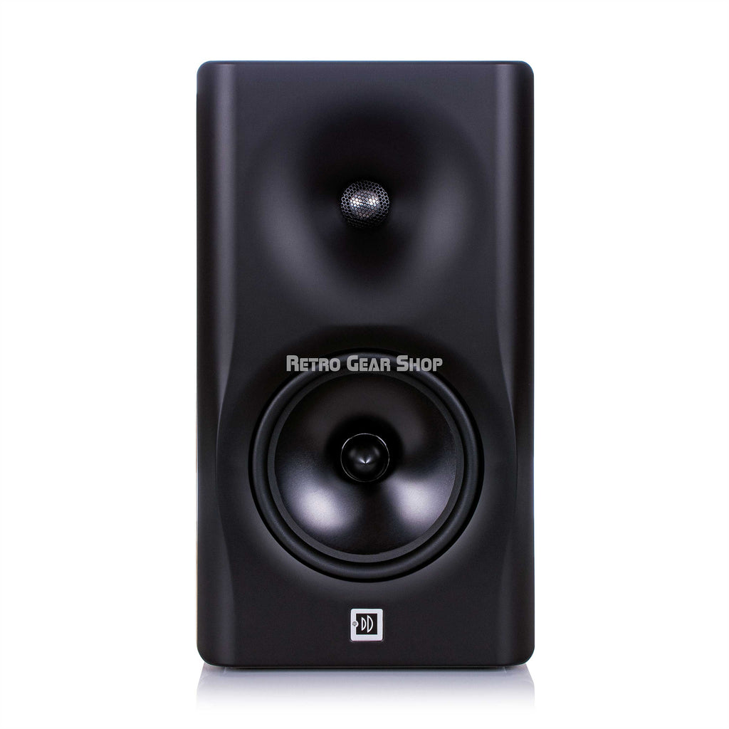 Dutch and Dutch 8C Black White Front