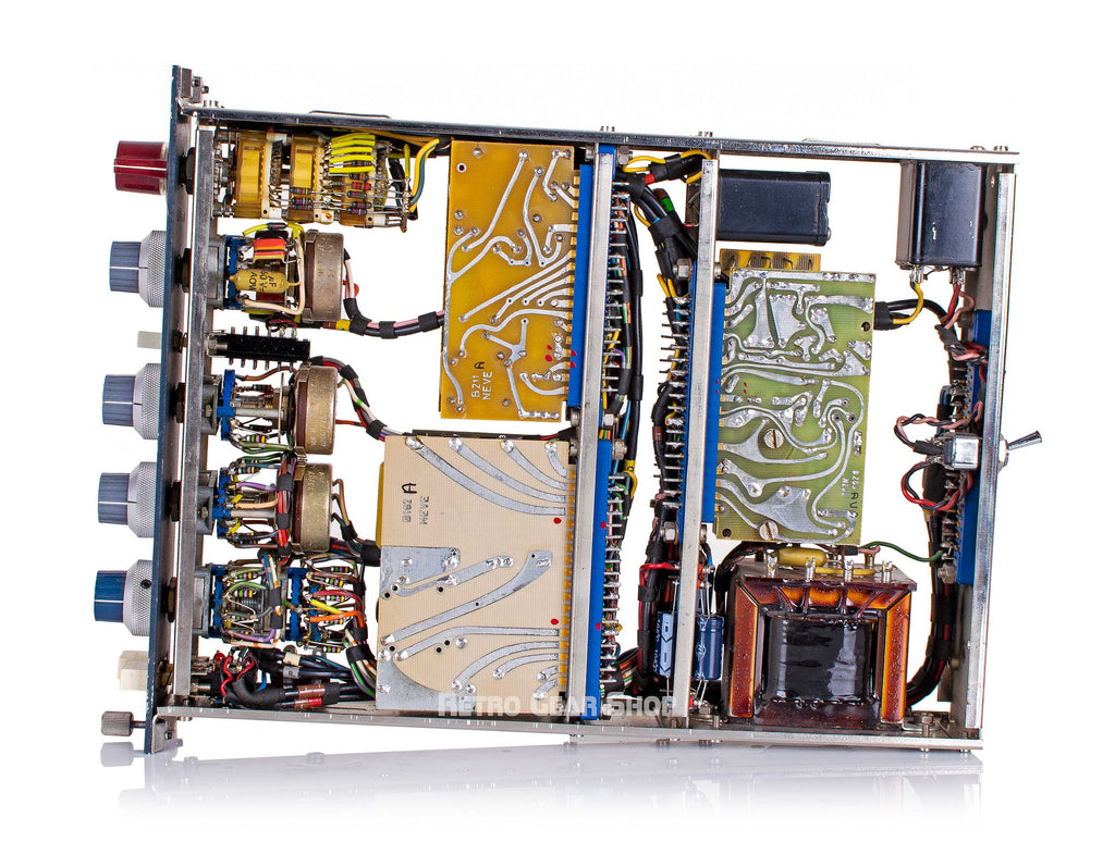 Neve 1084 Internals Right 8612