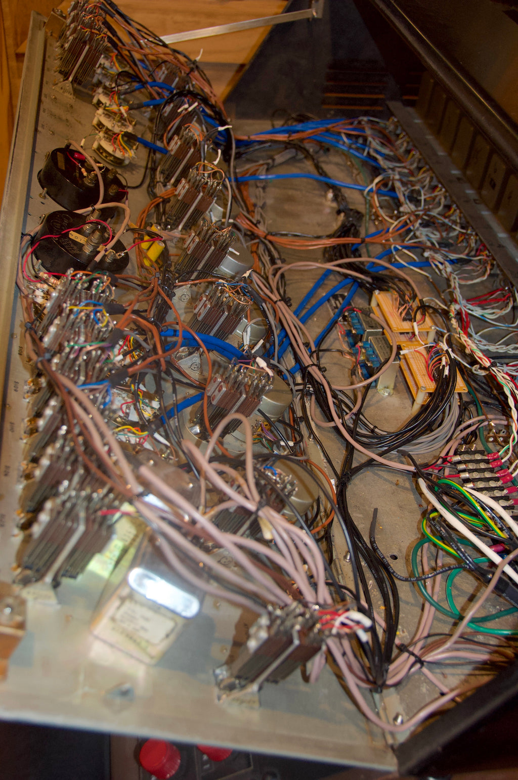 Collins 212E Tube Console Restored + Customized + Upgraded