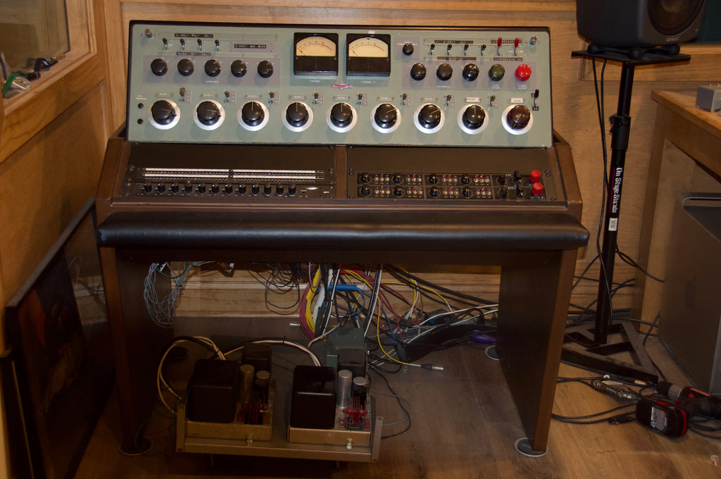 Collins 212E Tube Console Restored + Customized + Upgraded