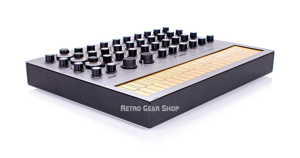 Macbeth Elements Top Left