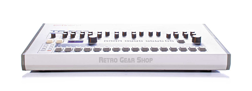 Roland TR-909 Front