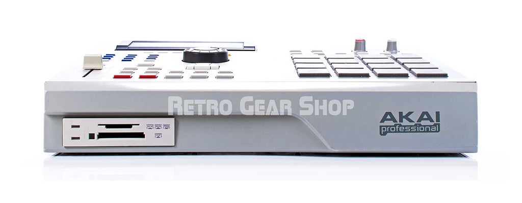 Akai MPC2000XL Front Multi Card Reader