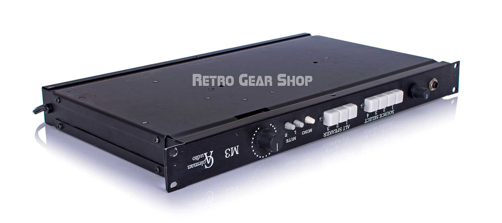 Coleman Audio M3 Bottom Right