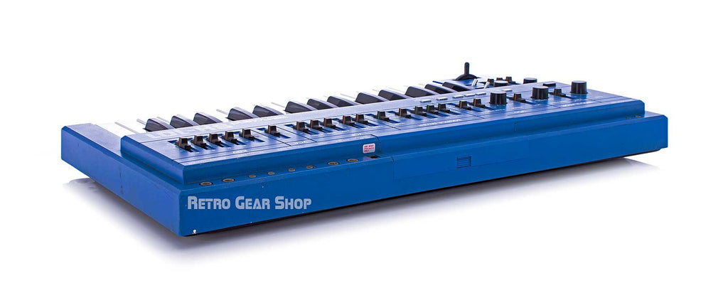 Roland SH-101 Blue + MG-1 Right Rear