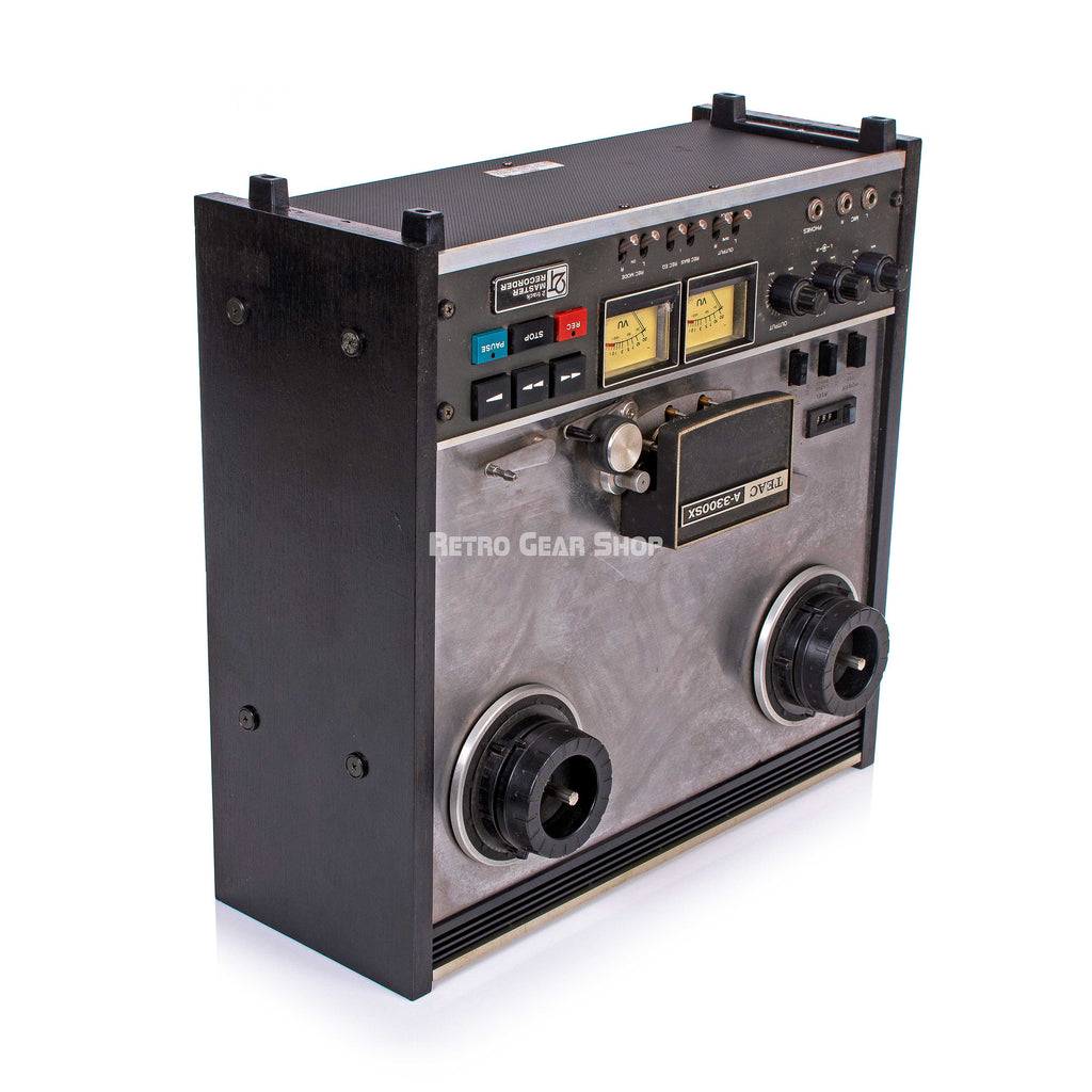 Teac A-3300SX Bottom Right