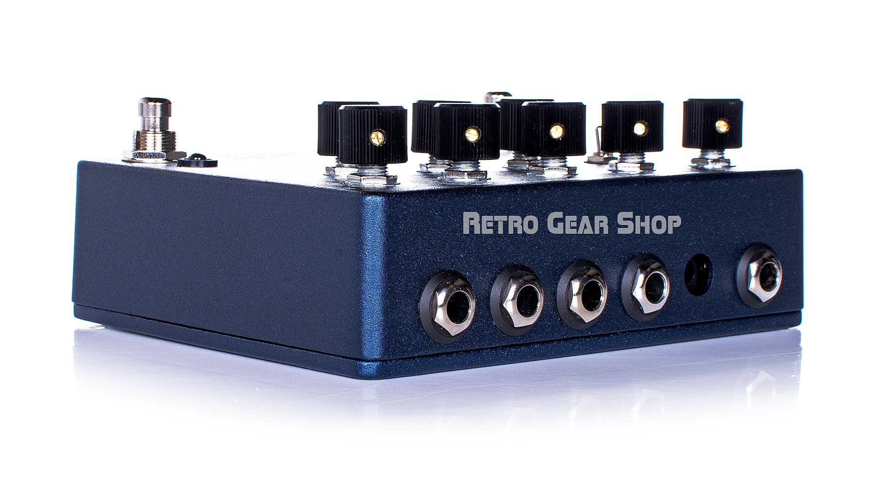 Walrus Audio Descent Reverb / Octave Machine Guitar Effect Pedal