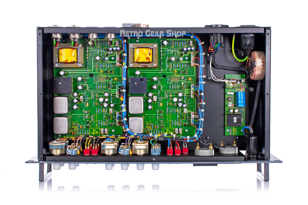 Neve 33609/C Internals