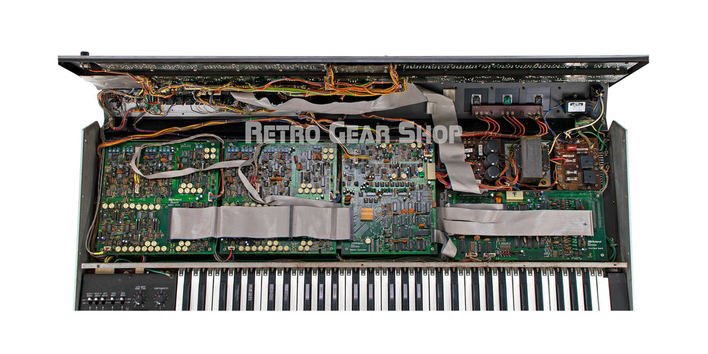 Roland Jupiter-8 Top Internals