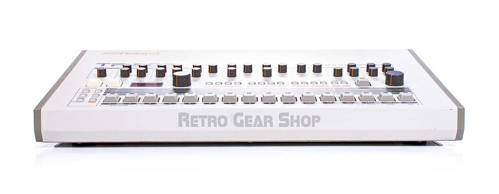 Roland TR-909 Front