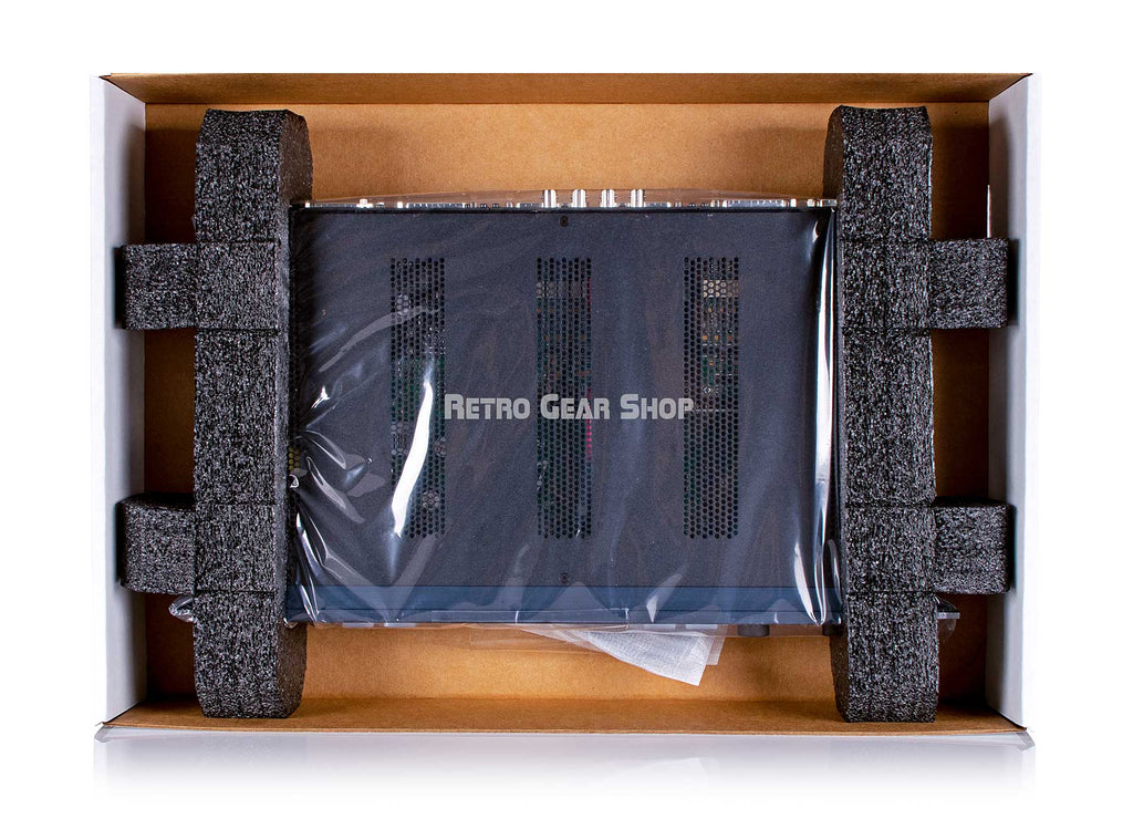 Lynx Aurora n Thunderbolt 3 Box Open