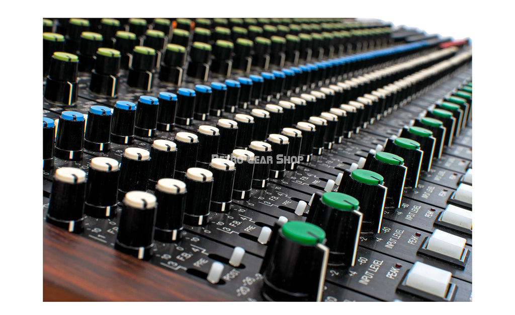 Yamaha PM-2000 24x8 Recording Mixing Console Vintage Rare PM2000