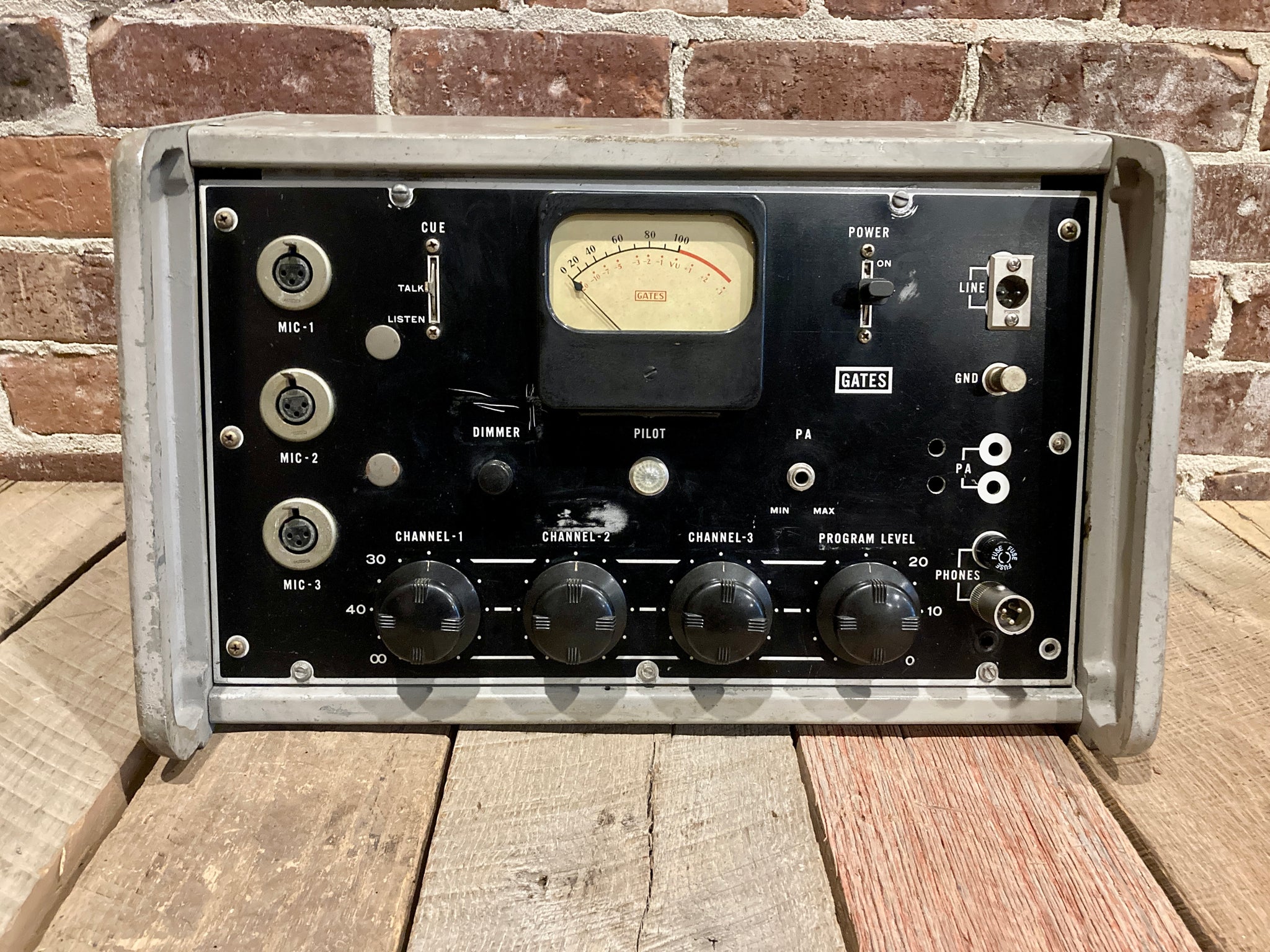 Gates MO-3777B Remote Amplifier